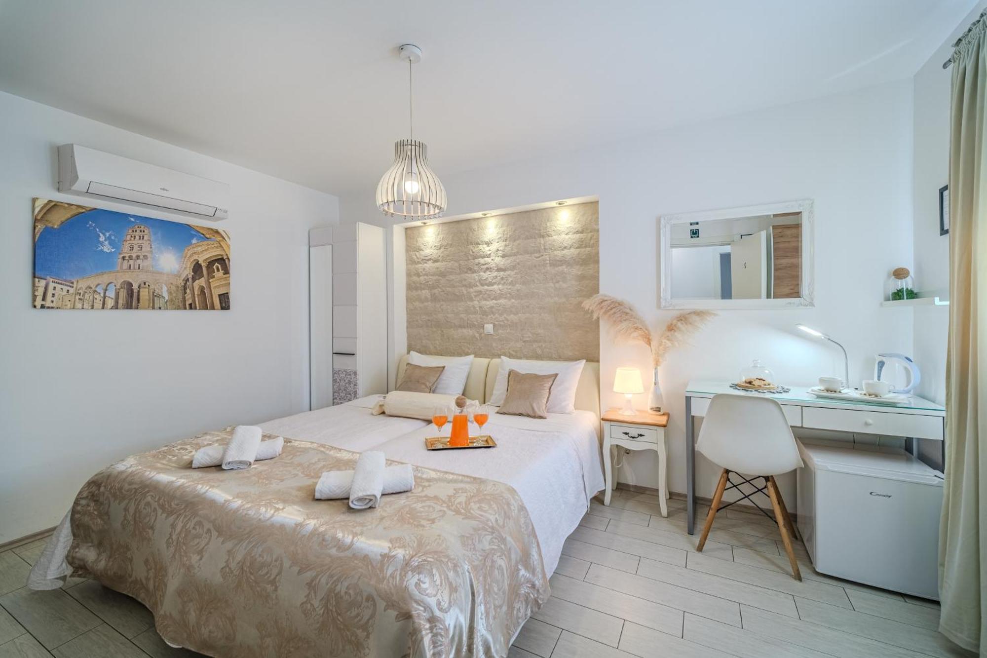 Pensionat And Paese Split